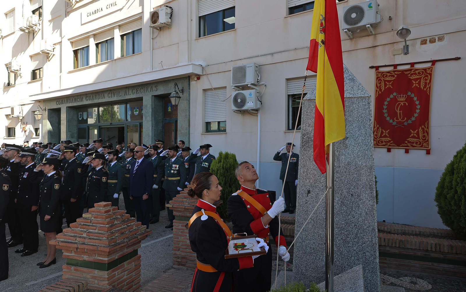 Imágenes del 180º Aniversario de la Guardia Civil en Algeciras