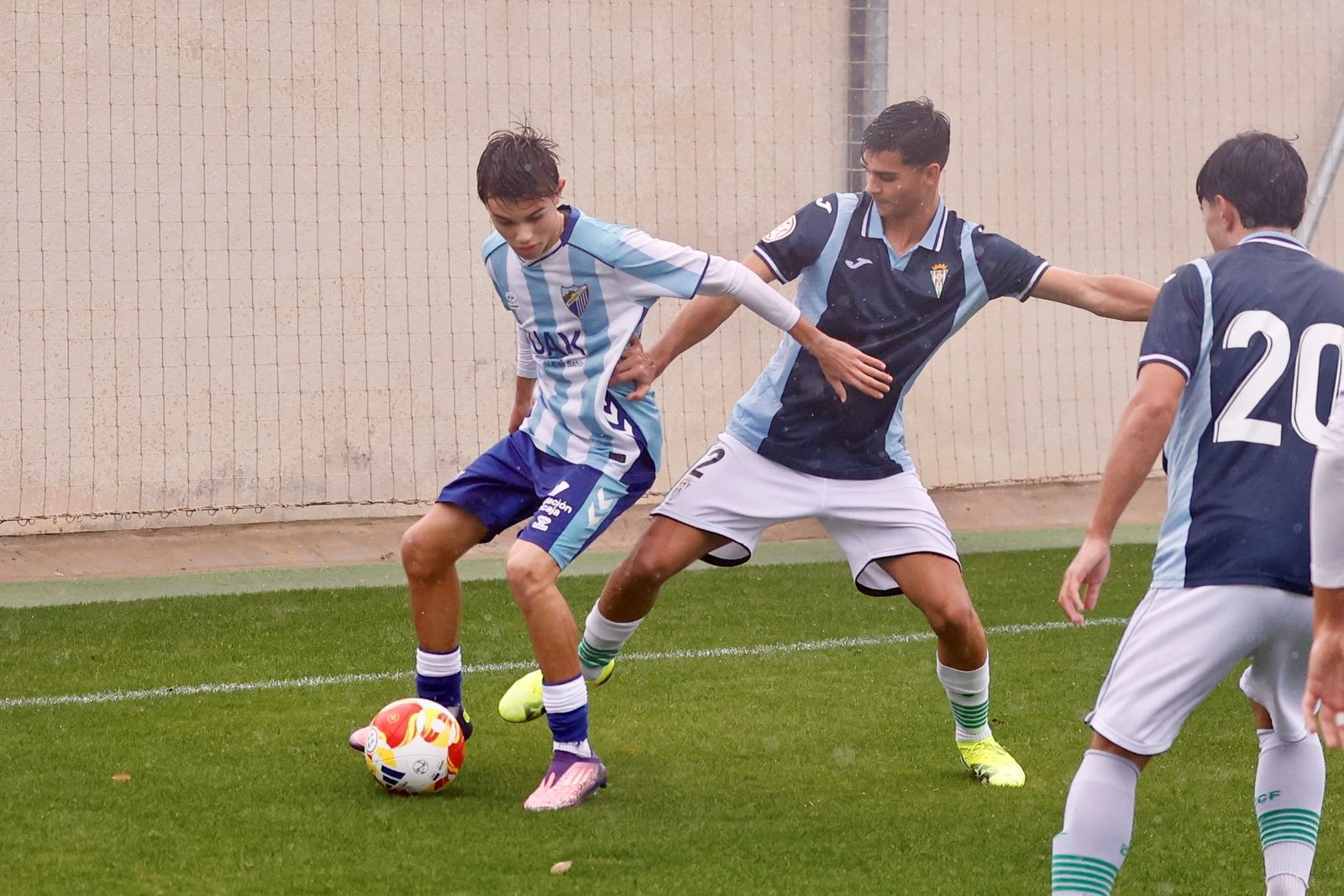 El Málaga juvenil gana al Córdoba (3-1) y espera un favor del San Félix para ir a la Copa