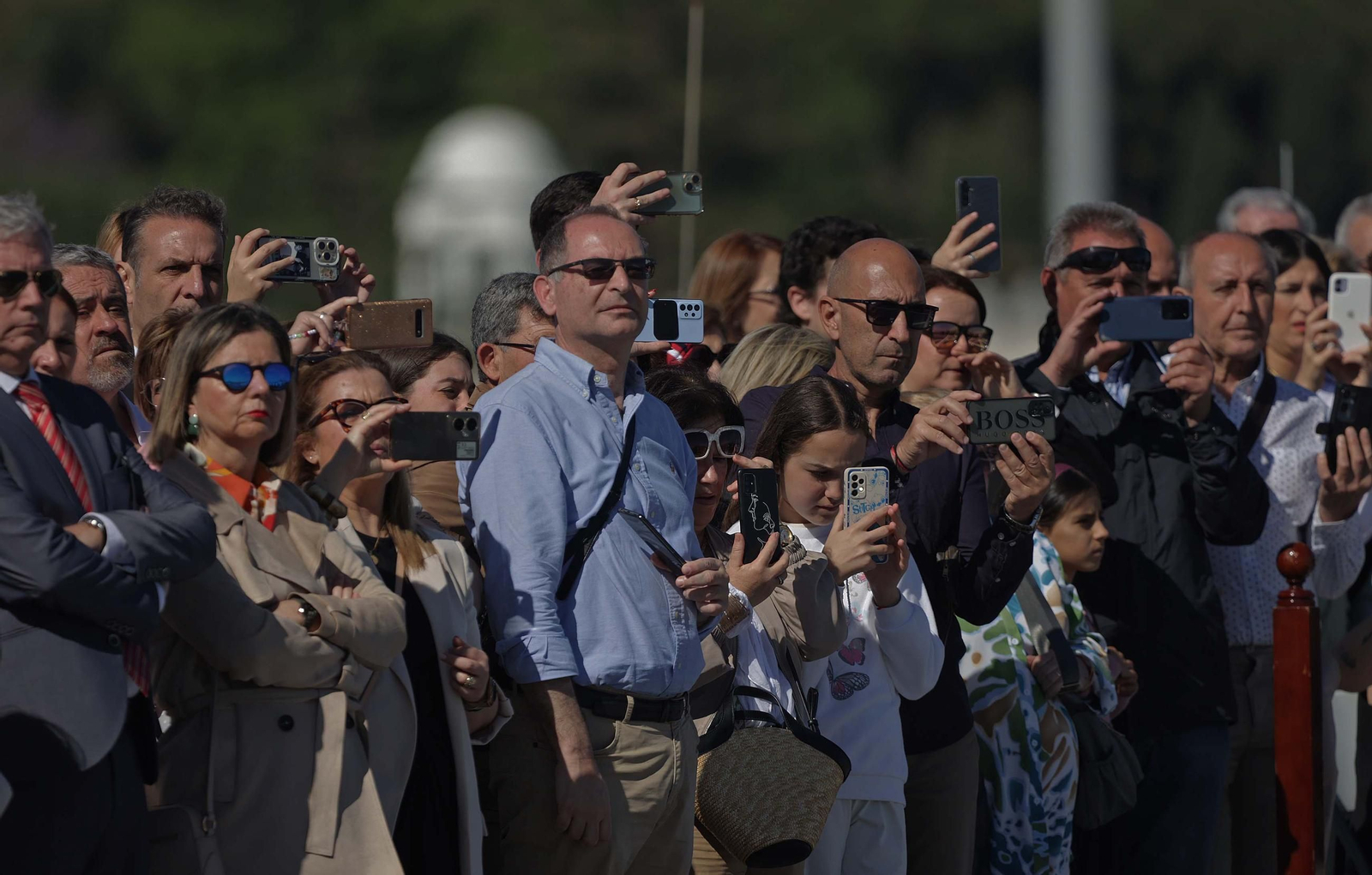 Fotos de la Jura de Bandera para personal civil a bordo del Buque de Asalto Anfibio 'Castilla' en Algeciras