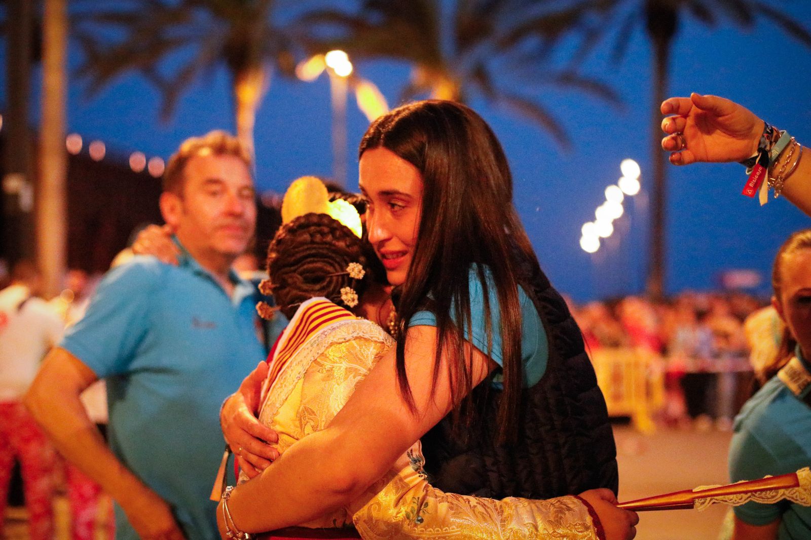 La cremá de las fallas cierra el ‘Fallers pel Món’ en imágenes