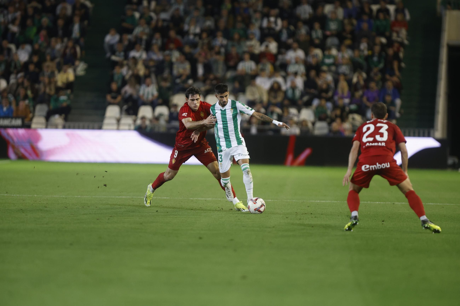 Las mejores fotos del ambiente en el Córdoba CF - Zaragoza en El Arcángel
