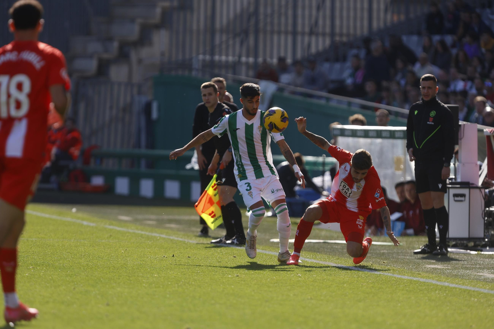 Las mejores fotos del ambiente en el Córdoba CF - Almería en El Arcángel