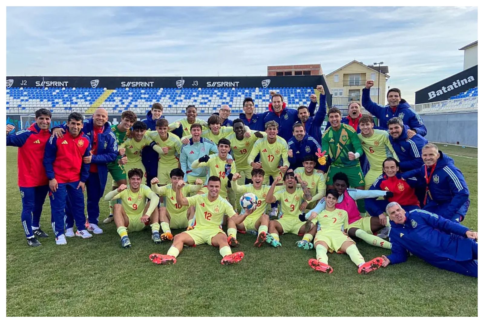 Celebración de España sub 19