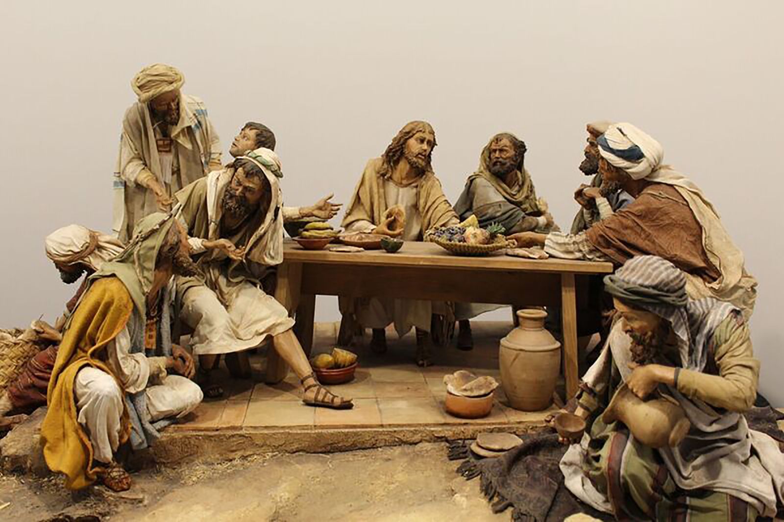 Imagen de uno de los belenes realizados con la Semana Santa como motivo