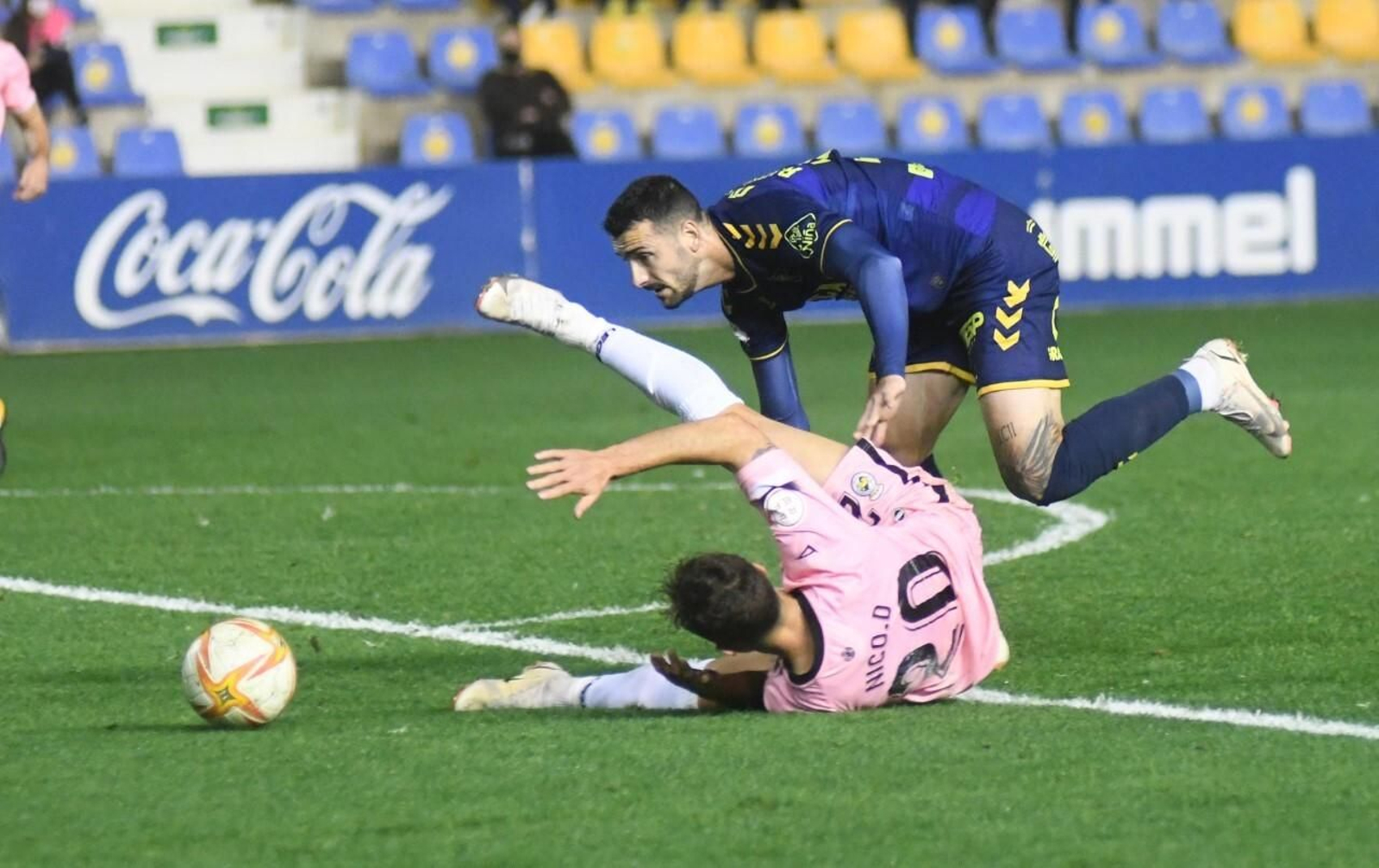 Las fotos del UCAM Murcia - Real Balompédica (1-0)