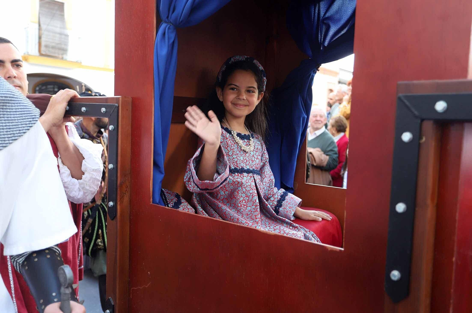 Imágenes del gran ambiente en la Feria Medieval de Palos de la Frontera, Huelva