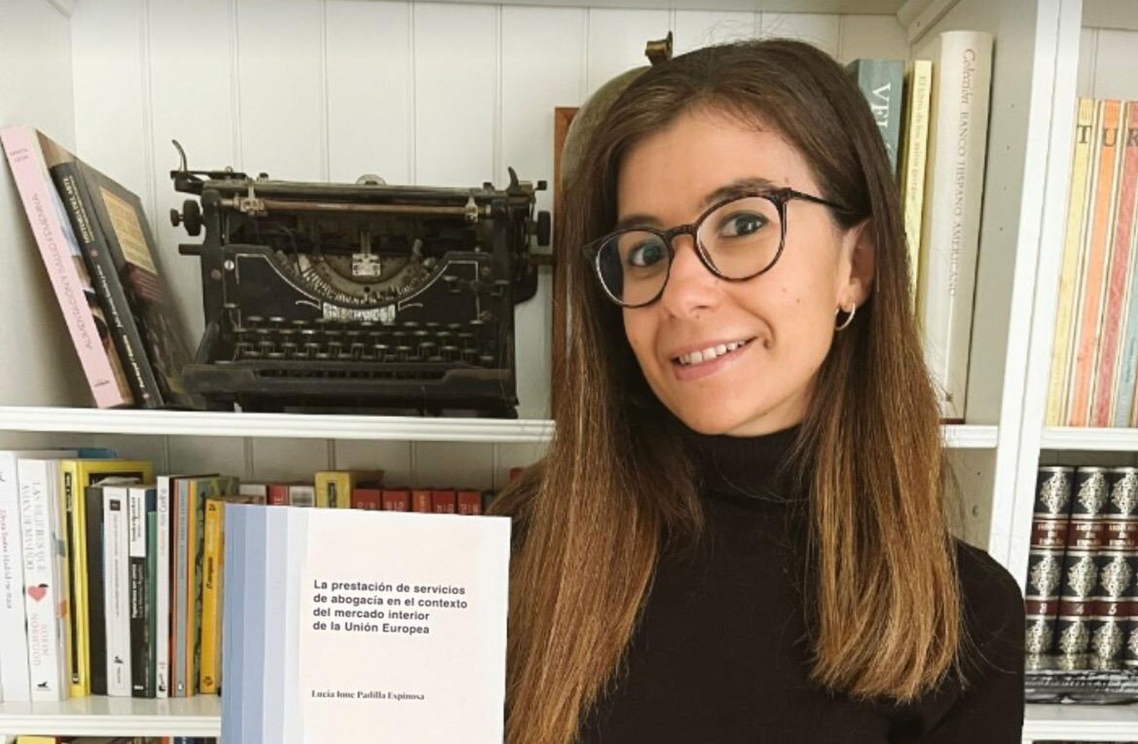 Lucía Padilla autora de una investigación sobre la abogacía.