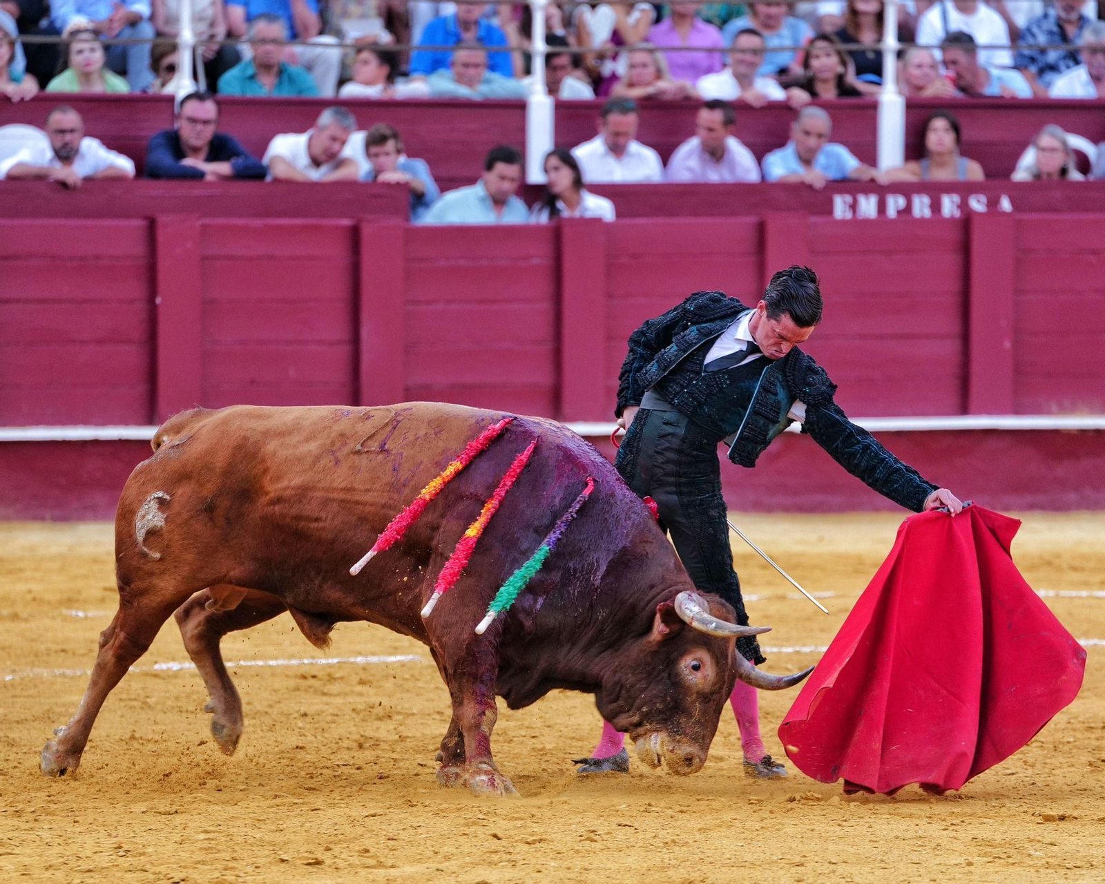 David Galván reaparece en Málaga sin suerte con la espada