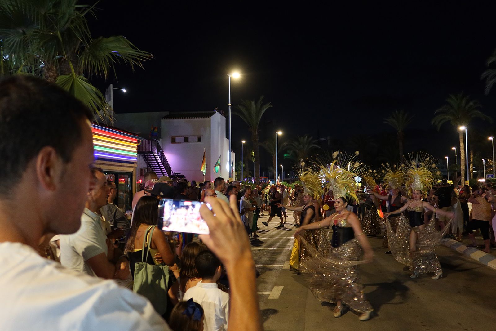 El desfile del Orgullo LGTBIQ de Vera Playa, en imágenes