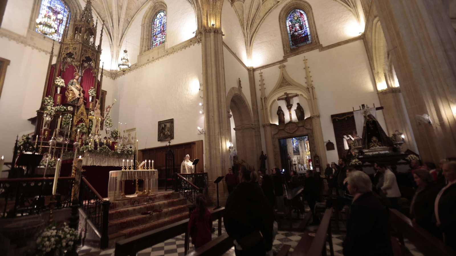 Las fotos de la misa del Domingo de Resurrección en Tarifa