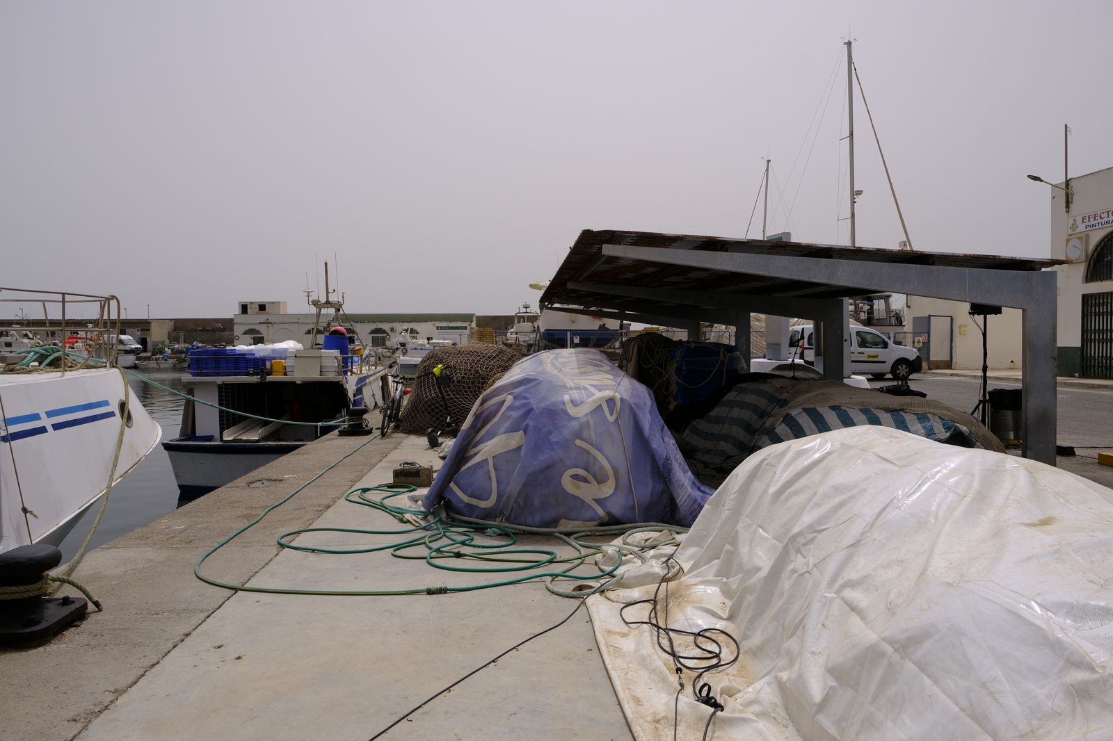 Primera piedra de la nueva lonja del Puerto Pesquero de Roquetas de Mar