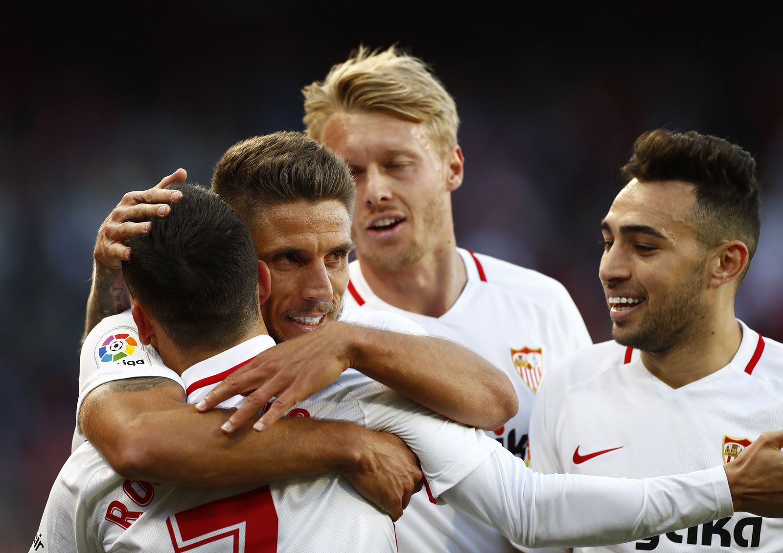 Carriço celebra el tanto junto a Roque Mesa