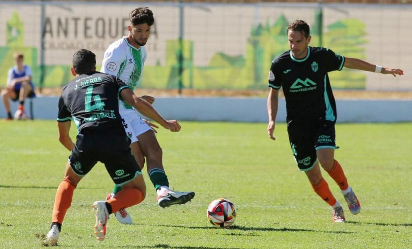 Imagen del Antequera-Atlético Baleares. Imagen del Antequera-Atlético Baleares.