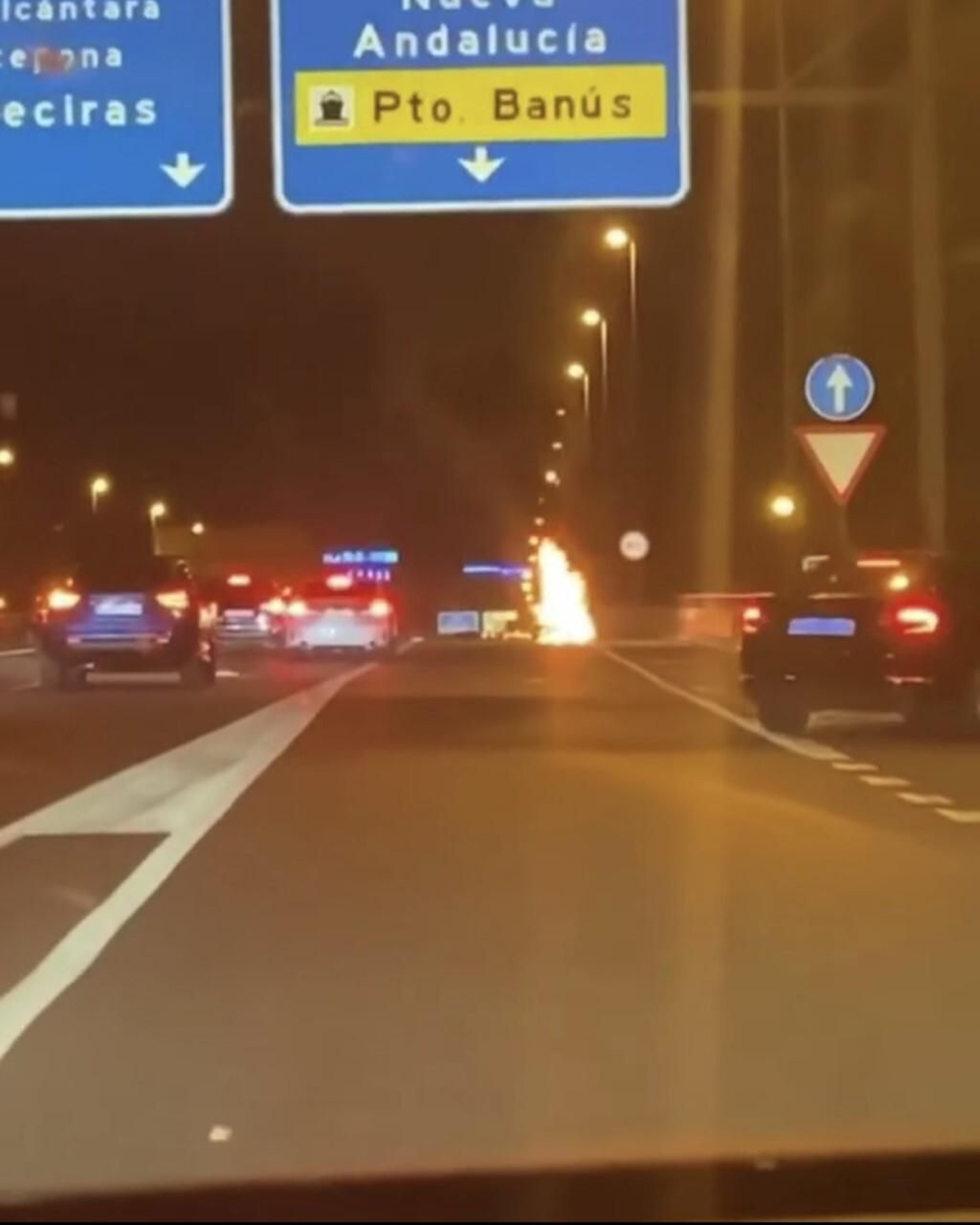 Captura del momento del accidente por un conductor.