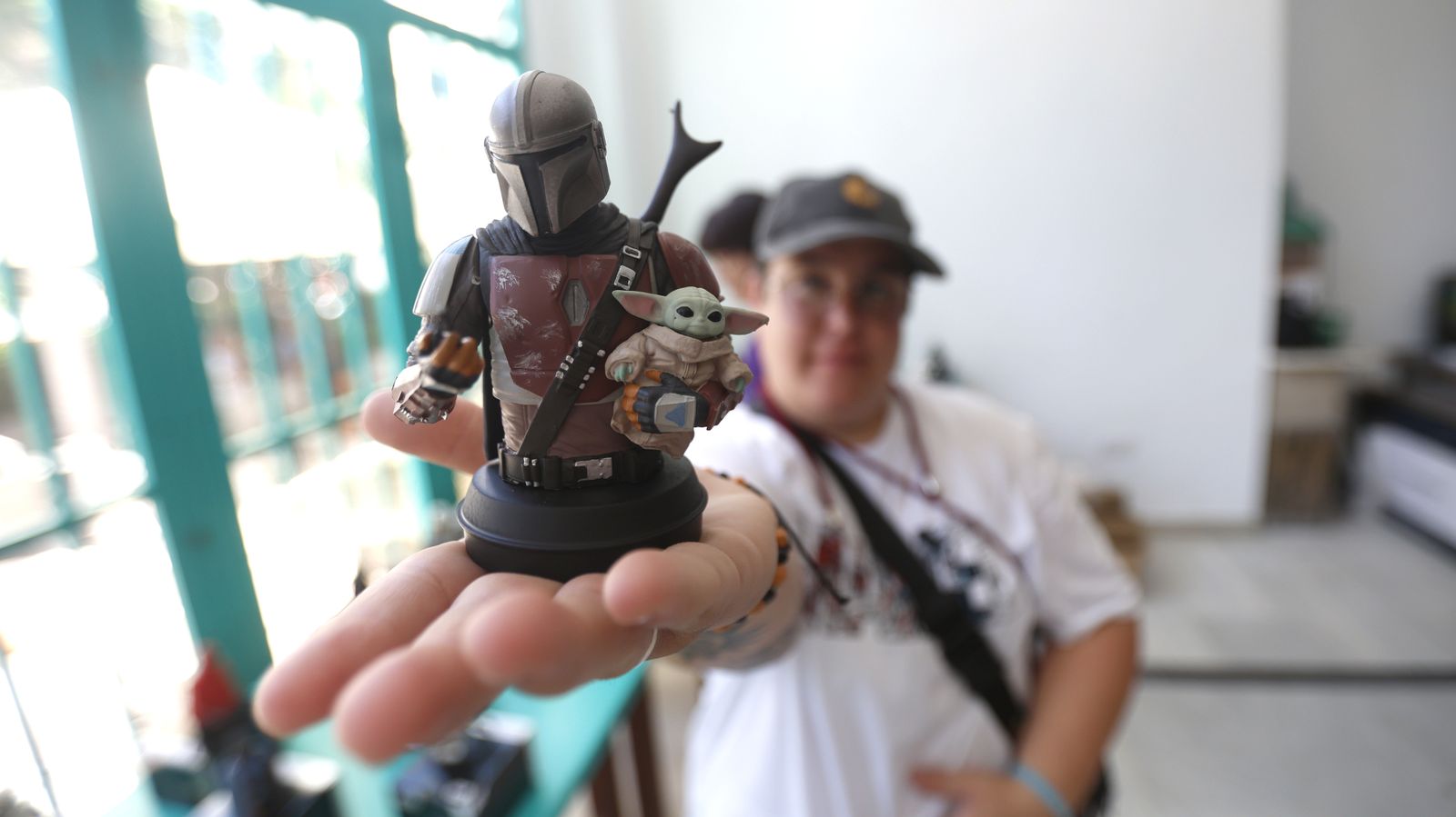 Las fotos de la jornada sobre manga y cómic celebrada en la plaza Fariñas de La Línea