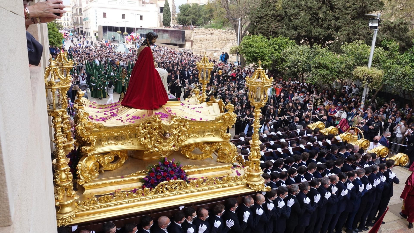 Las fotos de Estudiantes, en el Lunes Santo de Málaga