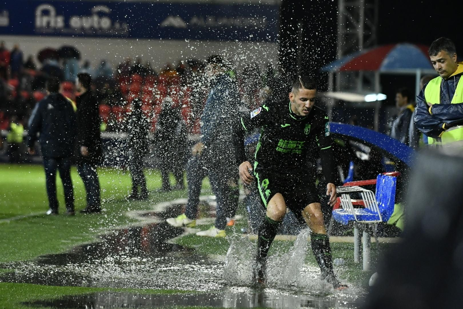 El Huesca-Granada CF, en imágenes