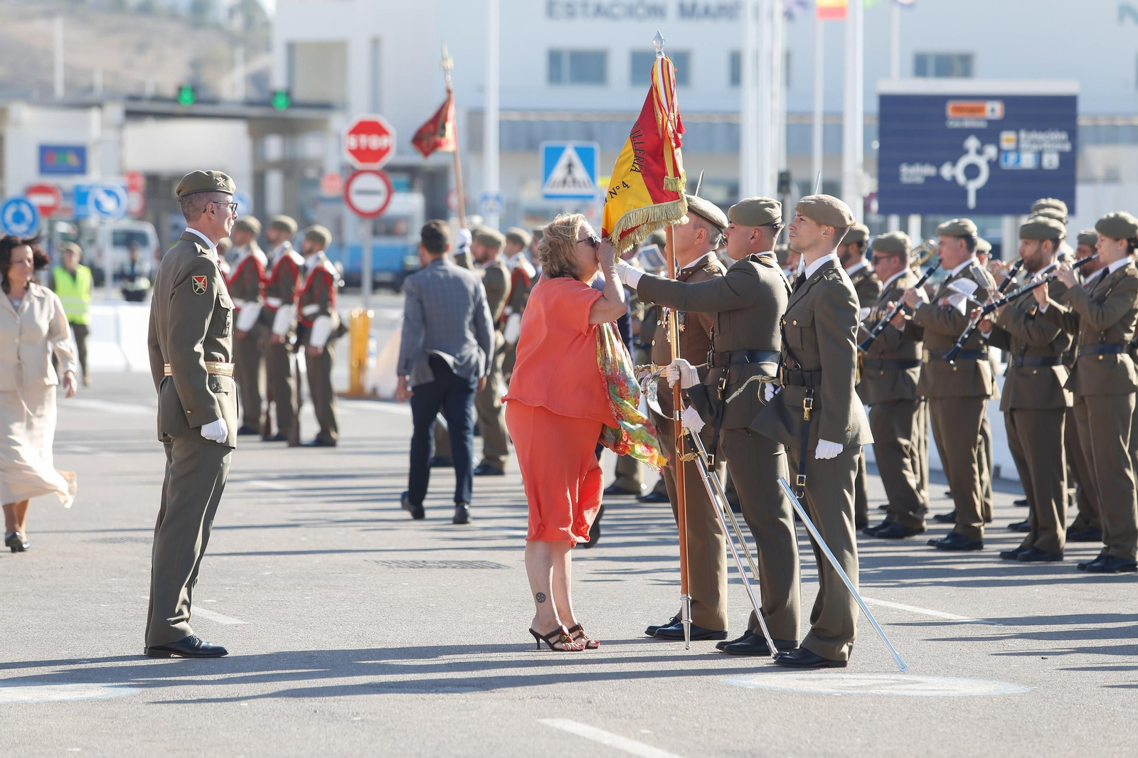 Las fotos de la jura de bandera civil en Tarifa