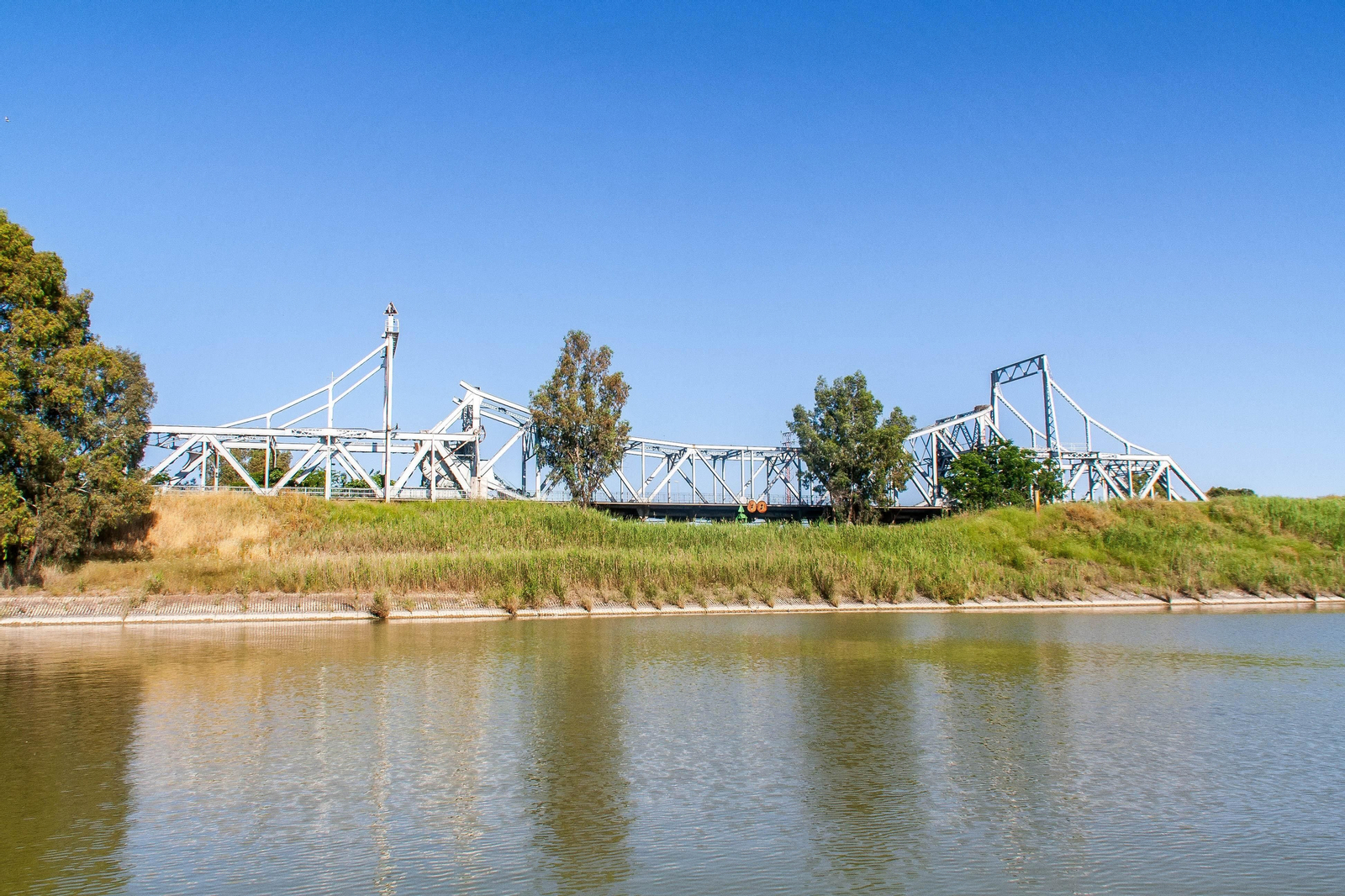 La historia del Puente de Hierro en imágenes