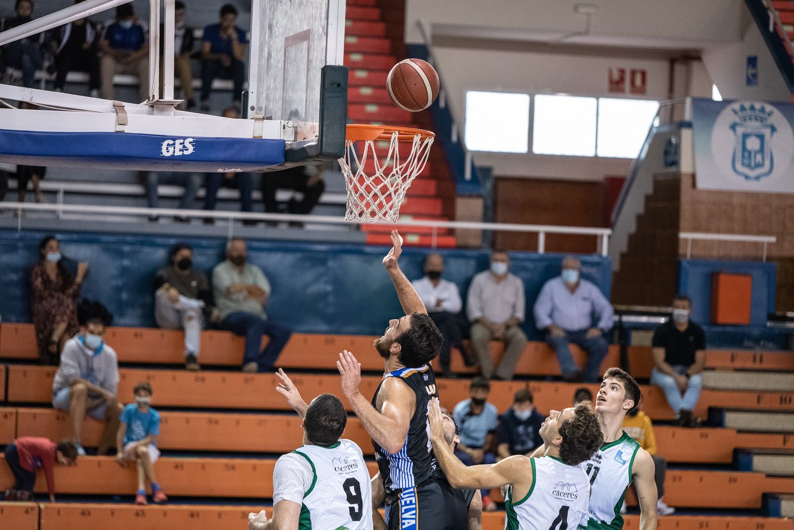 Baloncesto: Imágenes del Huelva Comercio - Extremadura