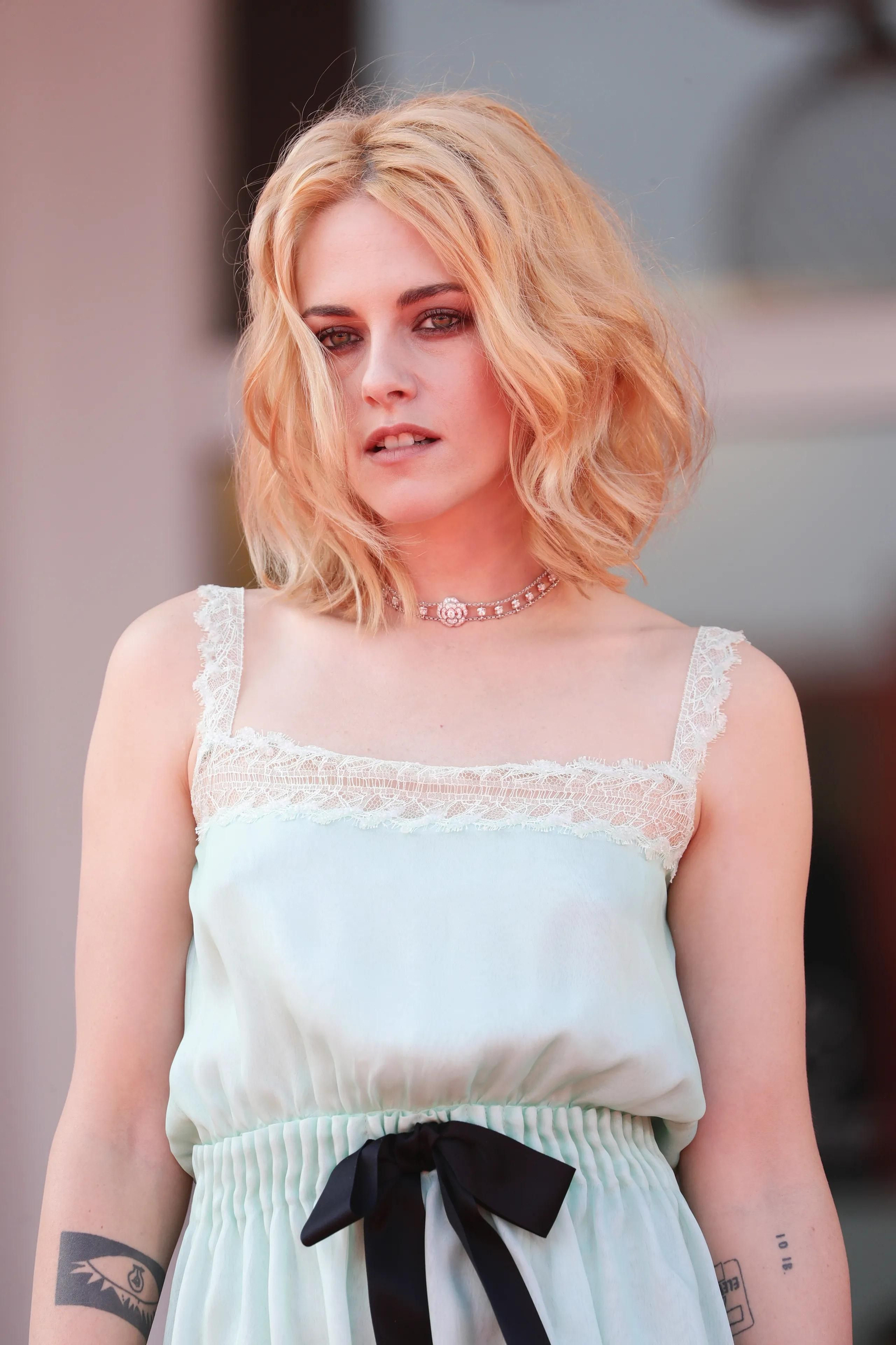 Collarbone cut, el corte de pelo perfecto para las medias melenas más en tendencia del otoño 2021. Collarbone cut, el corte de pelo perfecto para las medias melenas más en tendencia del otoño 2021.