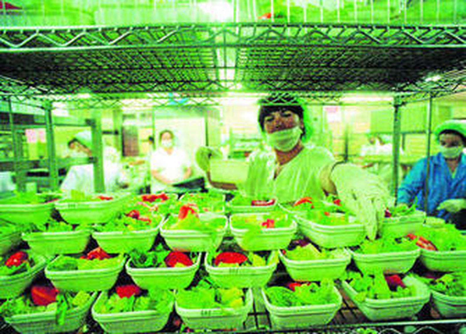 Preparación de menús en un hospital andaluz.
