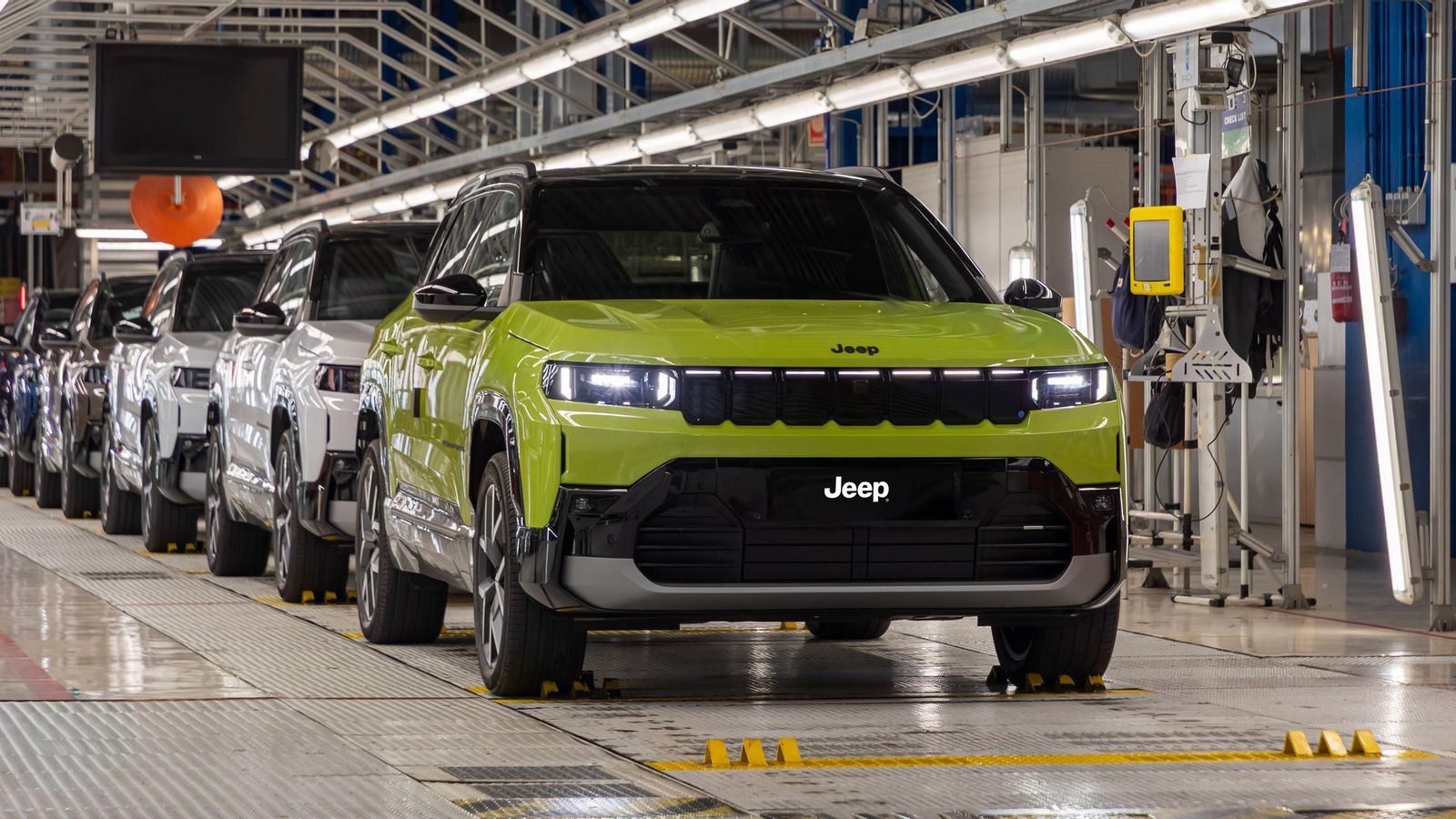 La tercera generación del Jeep Compass, cuya producción acaba de arrancar, está basada en la plataforma STLA Medium de Stellantis.