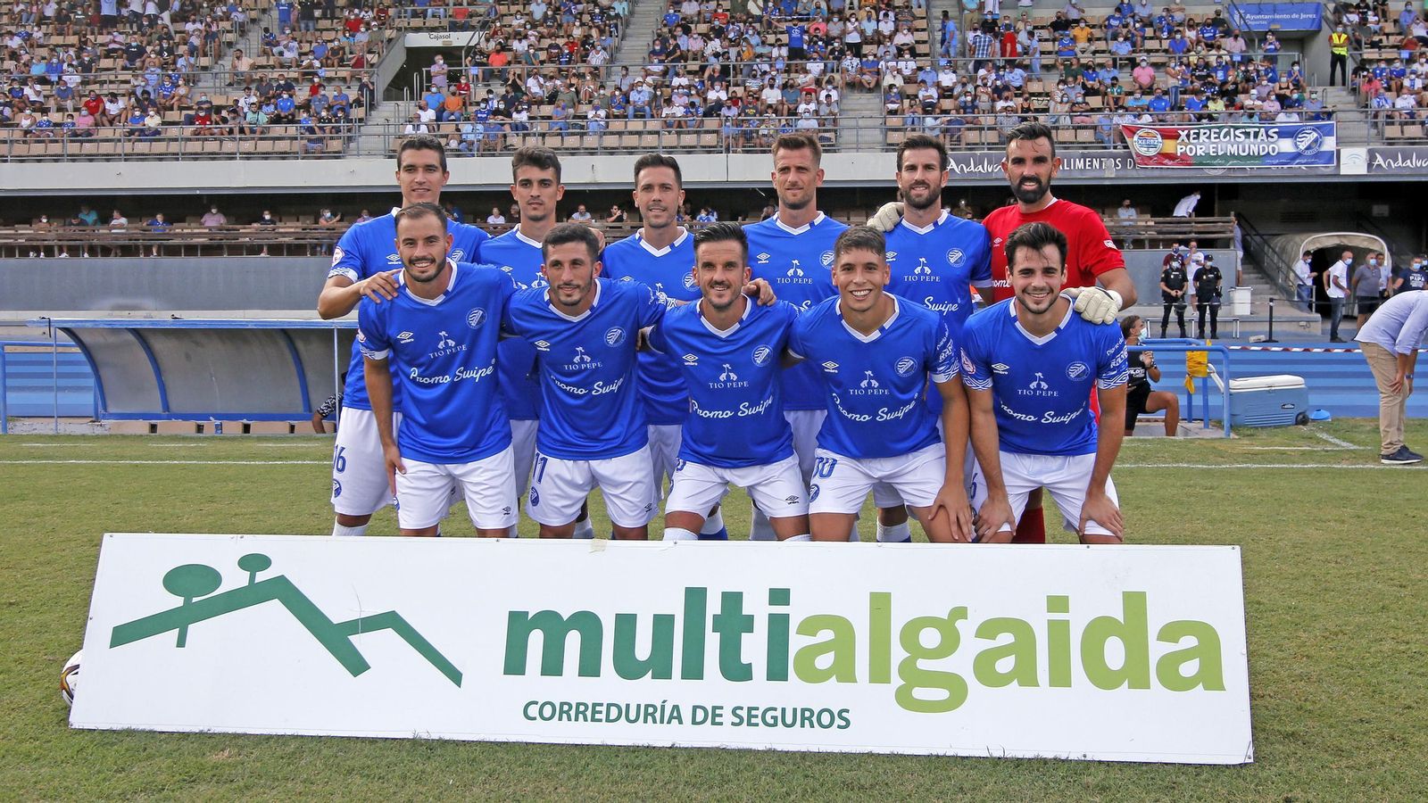 Formación inicial en el primer partido del Xerez DFC en Segunda RFEF.