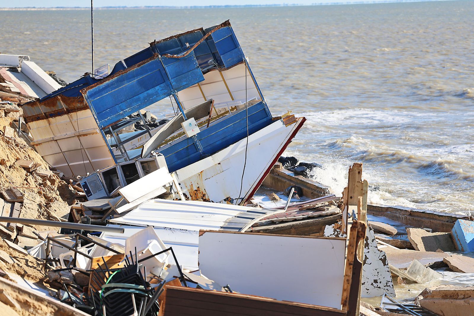 Las dramáticas fotografías del estado de las playas de Matalascañas tras el paso del temporal