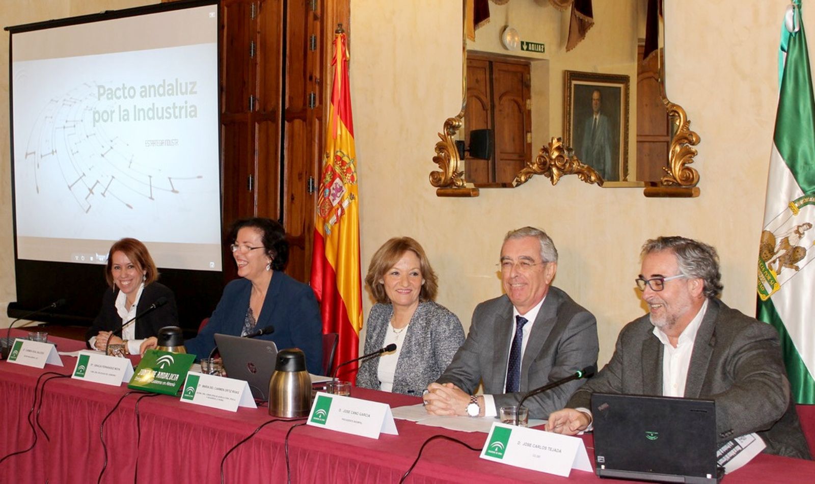 Presentación del Pacto Andaluz por la Industria ayer en Almería.