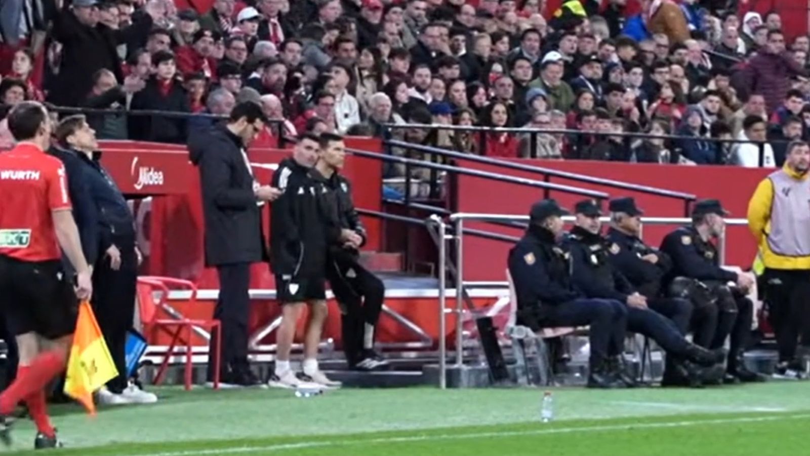 Vídeo de la expulsión de Almeyda