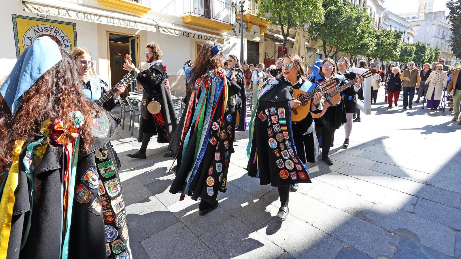 Gran ambiente en el Certamen Internacional de Tunas ‘Jerez, Tierra de Vinos’
