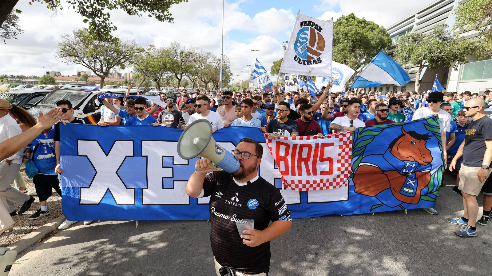 Búscate en el partido entre el Xerez DFC y Ceuta B en Chapín