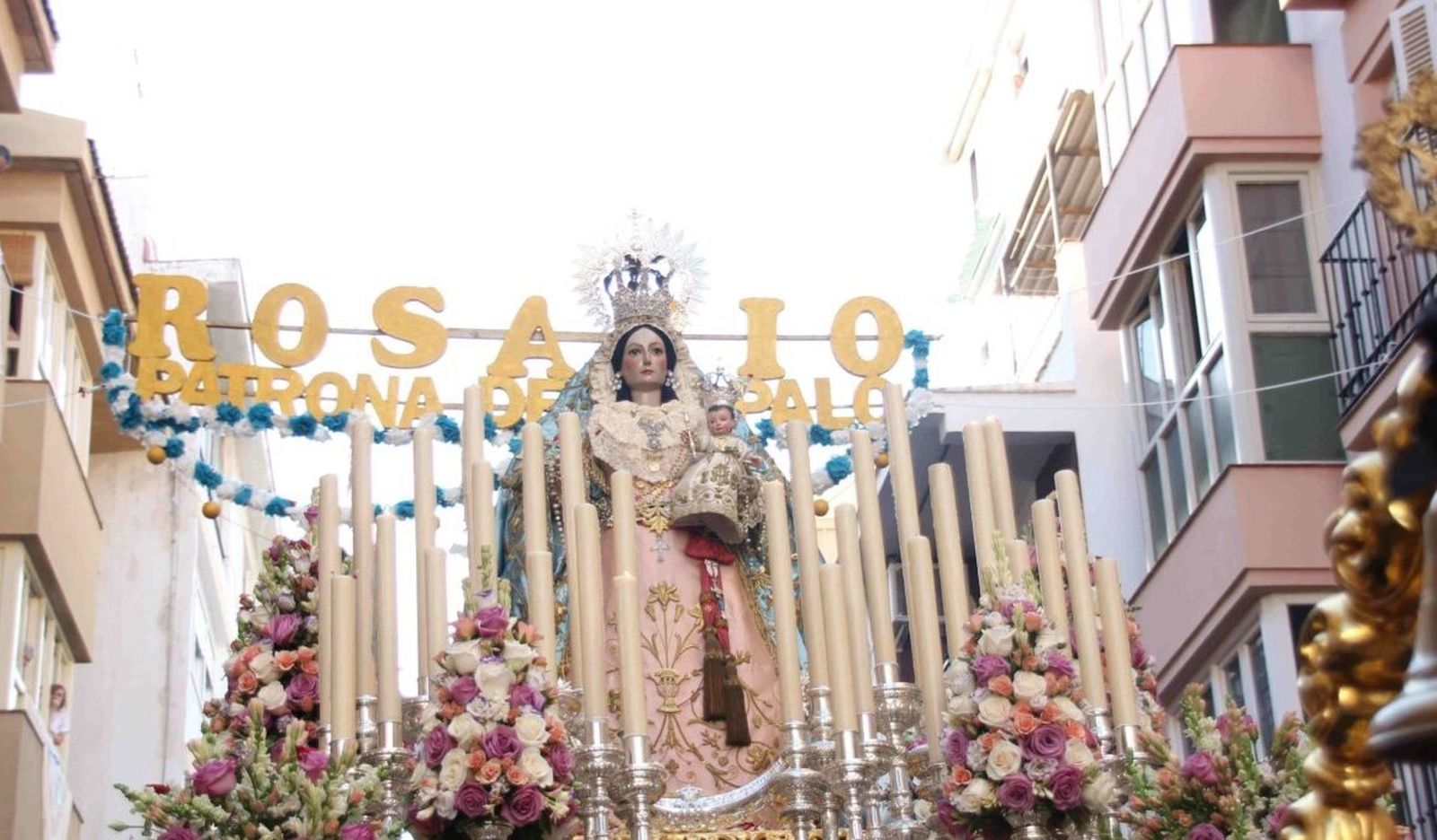Procesión de la virgen del Rosario, patrona y protectora de El Palo.