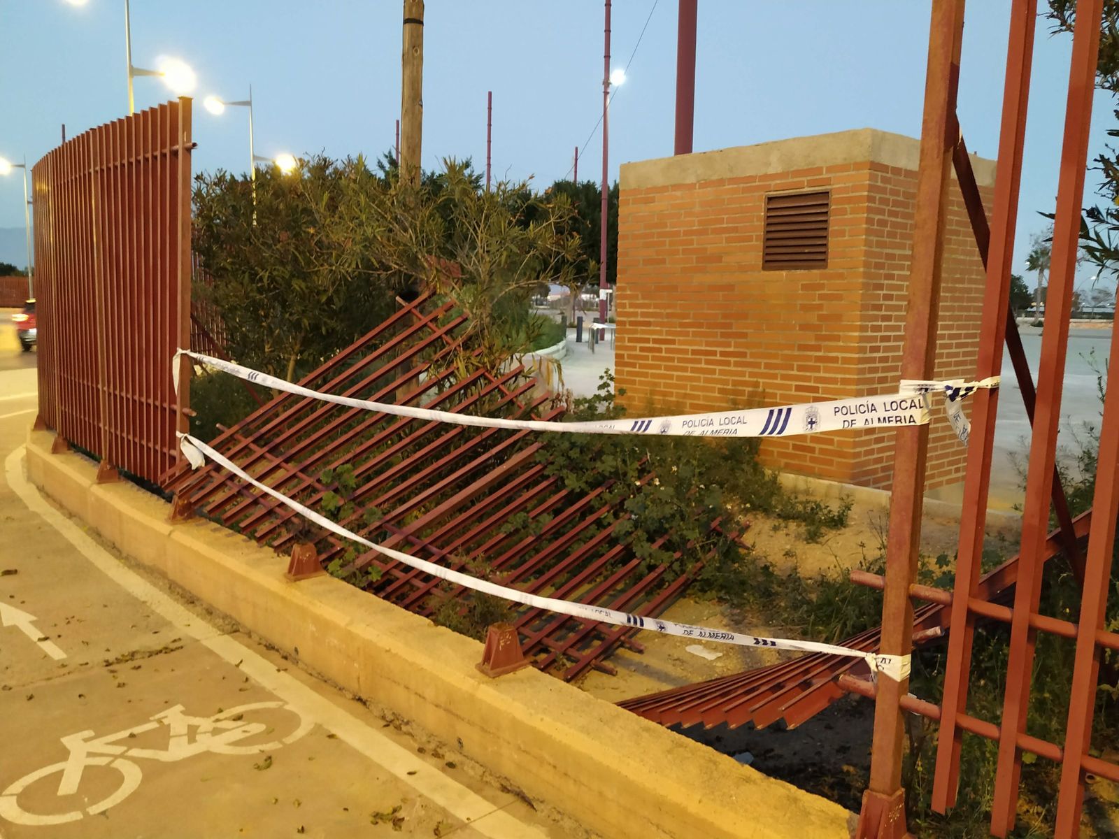 El recinto ferial de la Vega de Acá, en horas bajas