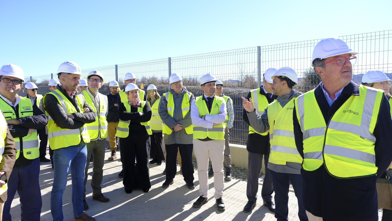 La subestación eléctrica de Endesa en Sorbas muestra sus mejoras, en fotos