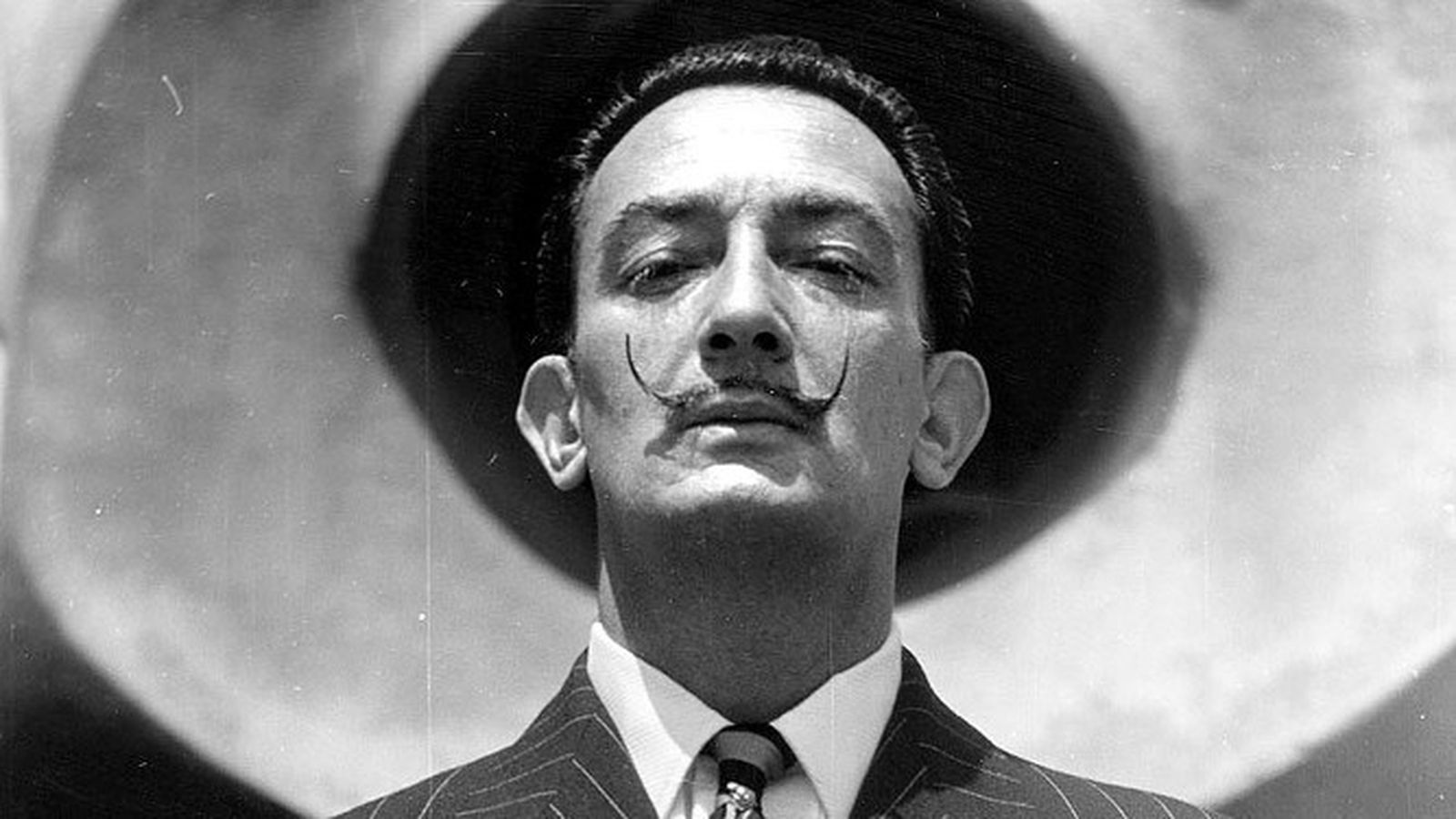 Salvador Dalí.