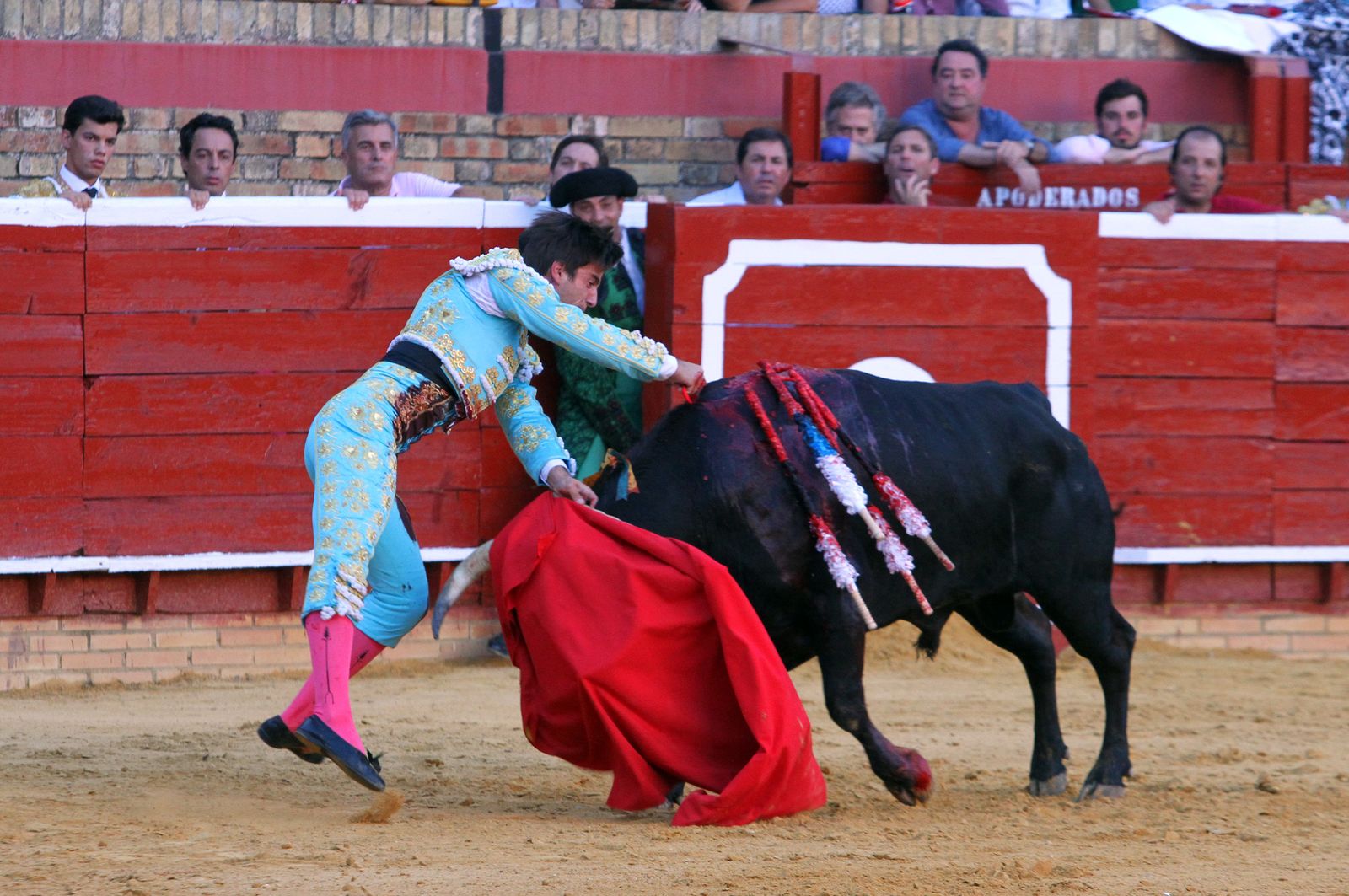 Imágenes de la Novillada de Rafael Serna, Emilio Silvera y Rodrigo Molina.