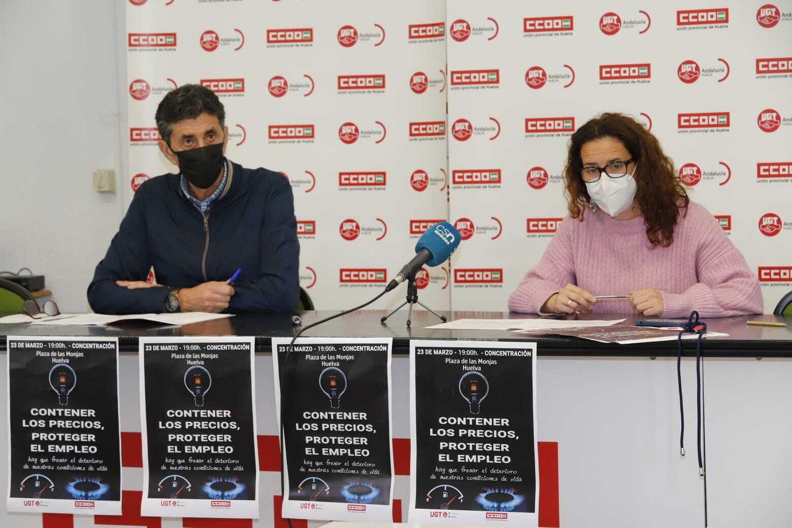 Los secretarios generales de CCOO y UGT en Huelva, Julia Perea y Sebastián Donaire.