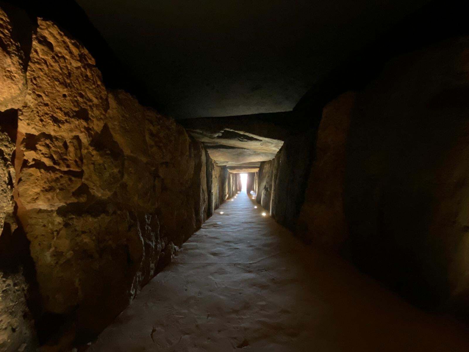 El Dolmen de Soto, una joya del megalitismo en la Huelva del siglo XX