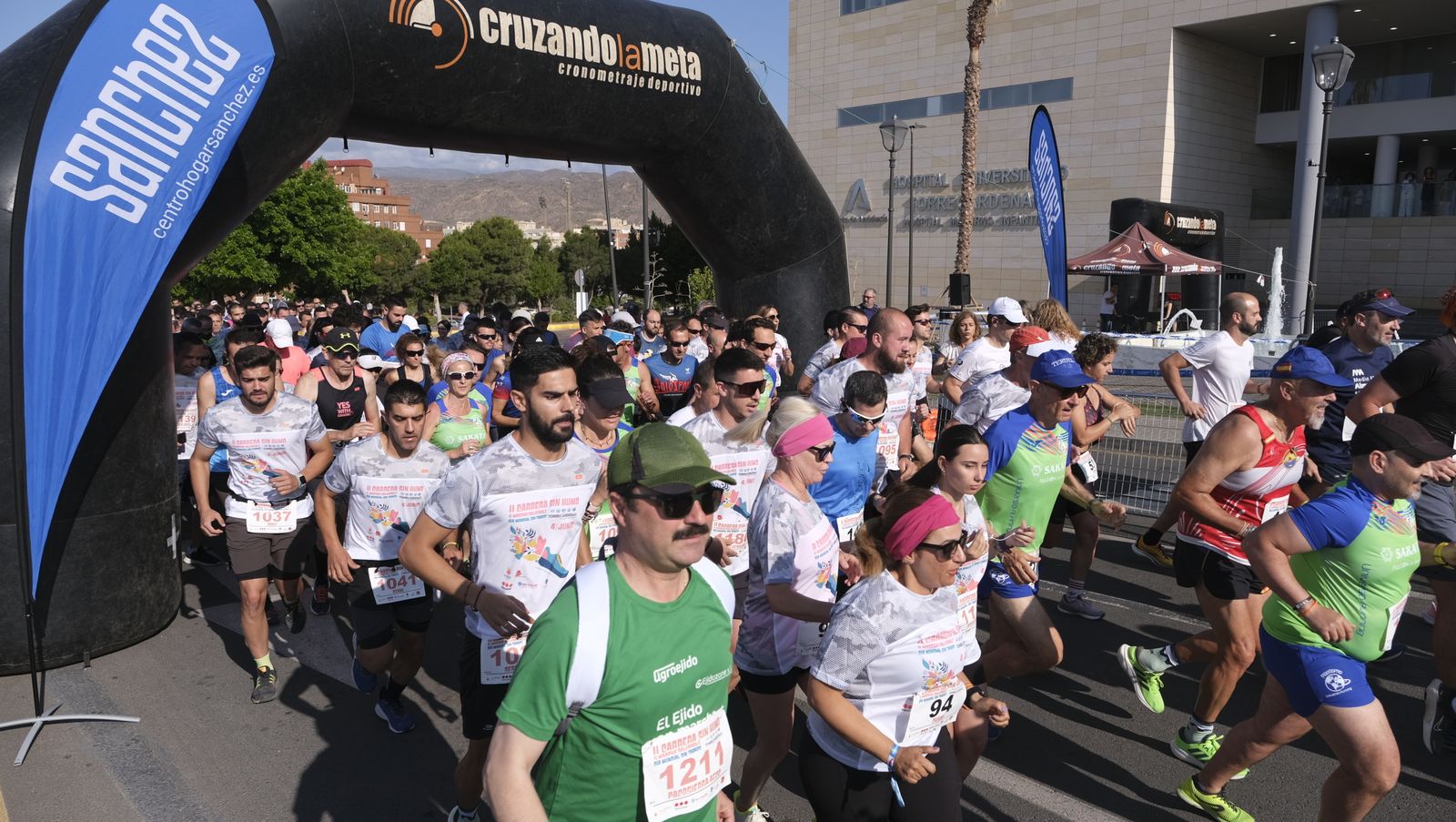 Imágenes de la II Carrera Sin Humo, en Almería