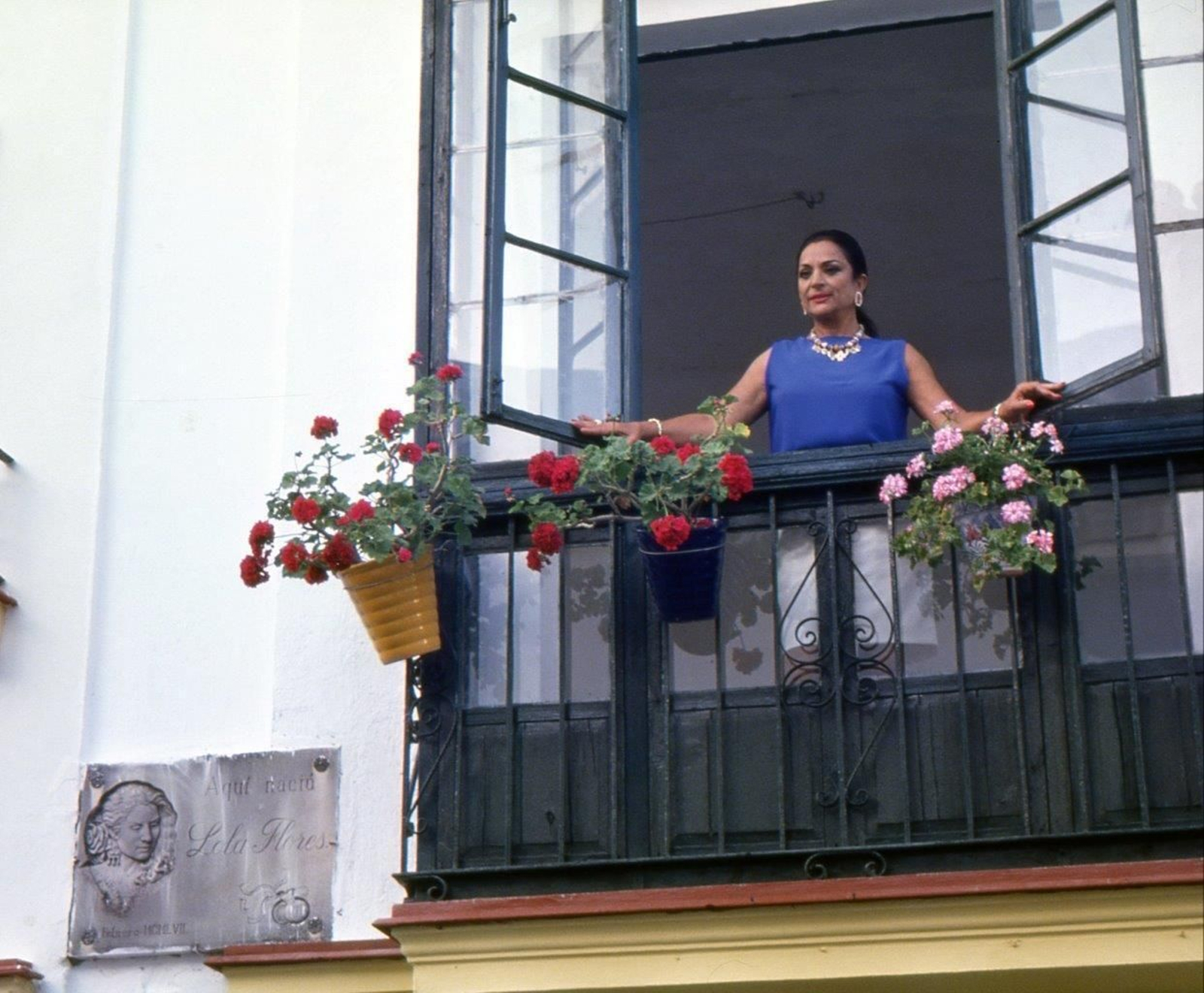 Lola Flores, en su casa natal, en Jerez de la Frontera.