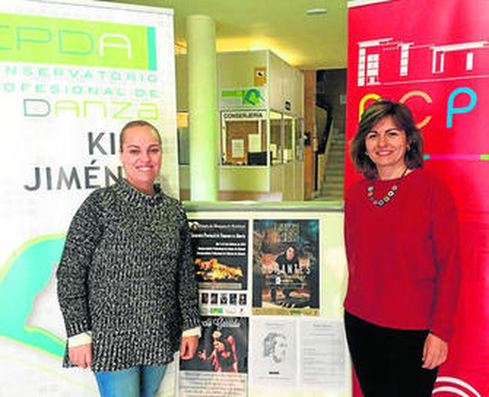 Carmen Delgado y María del Mar Oyonarte, directoras de los Conservatorio de Danza y de Música.
