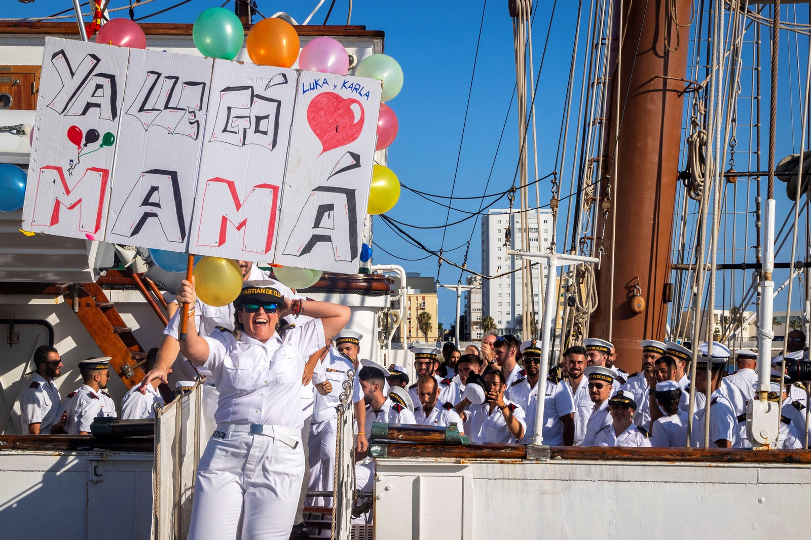 Armada: Las mejores imágenes de la llegada del 'Juan Sebastián de Elcano' a Cádiz Armada: Las mejores imágenes de la llegada del 'Juan Sebastián de Elcano' a Cádiz