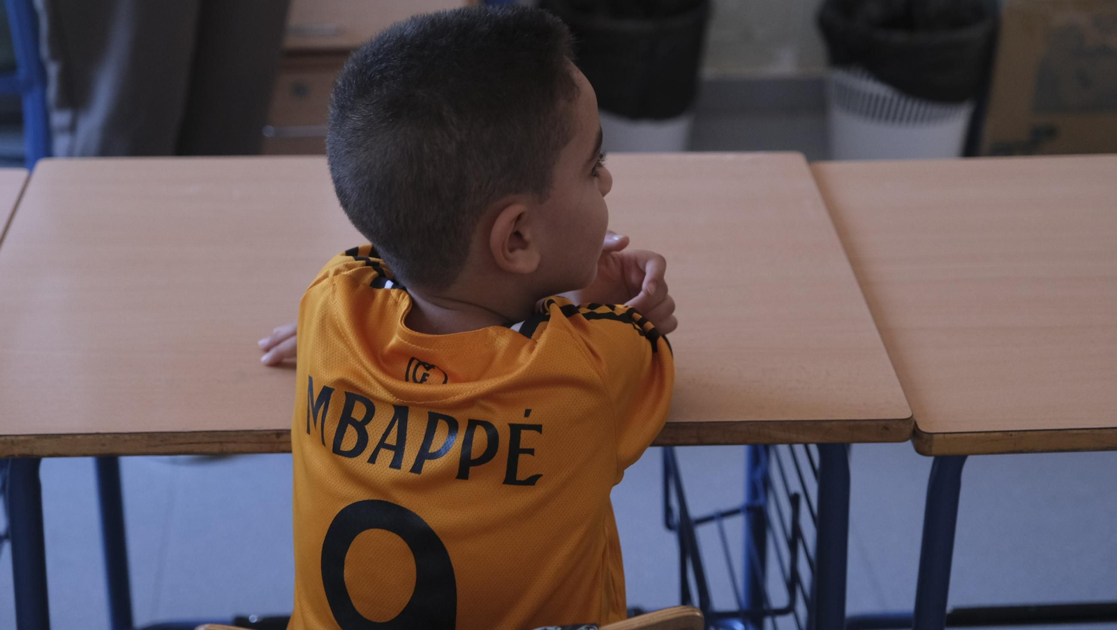 El curso escolar empieza en el Colegio Ginés Morata de Almería, en imágenes