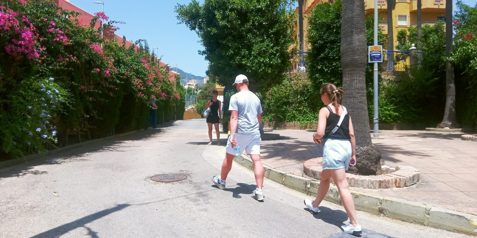 El interior del hotel de Benalmádena precintado por la Policía