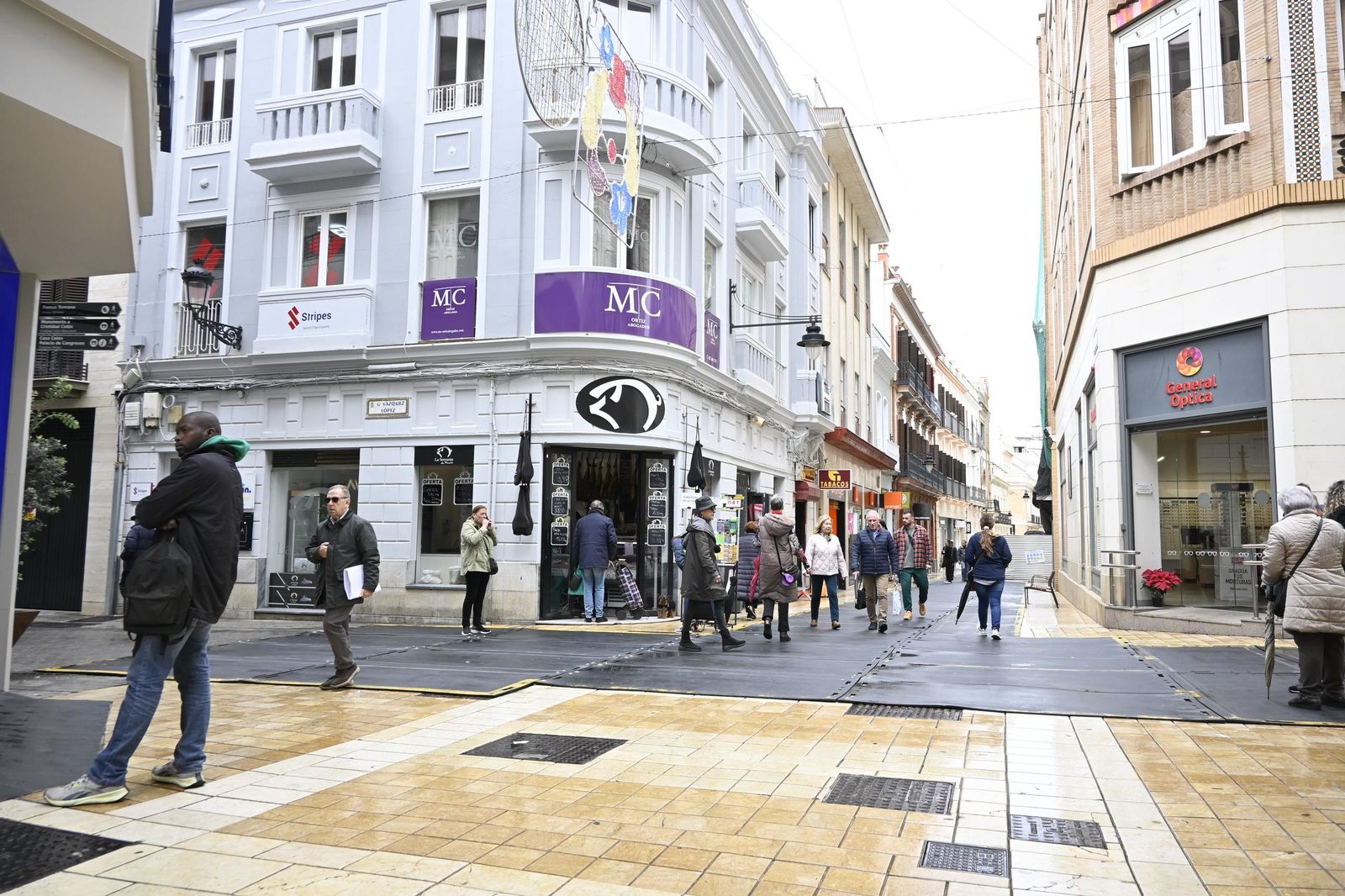 Imágenes de ambiente del martes 4 de marzo en Huelva