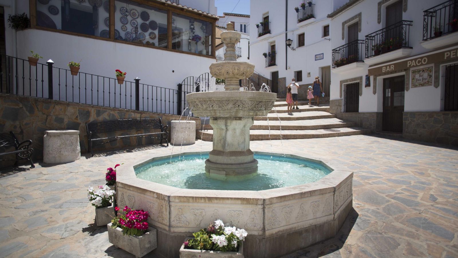 Plaza del centro de Gaucín. Plaza del centro de Gaucín.