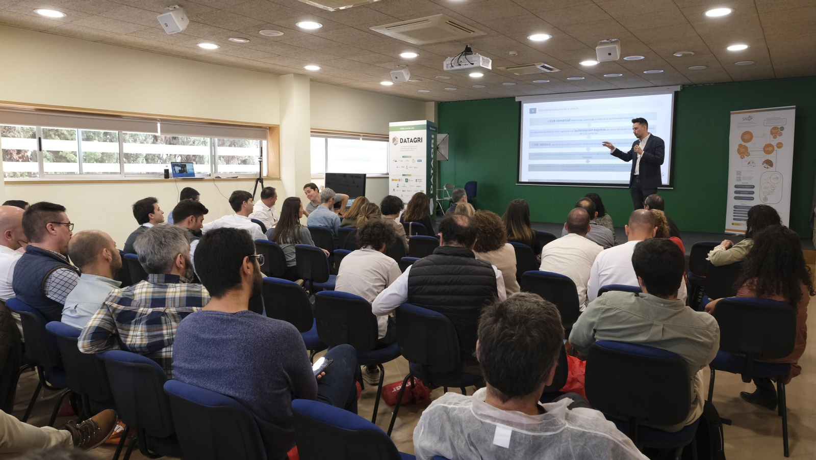 Imágenes del Foro Datagri en Las Palmerillas Cajamar