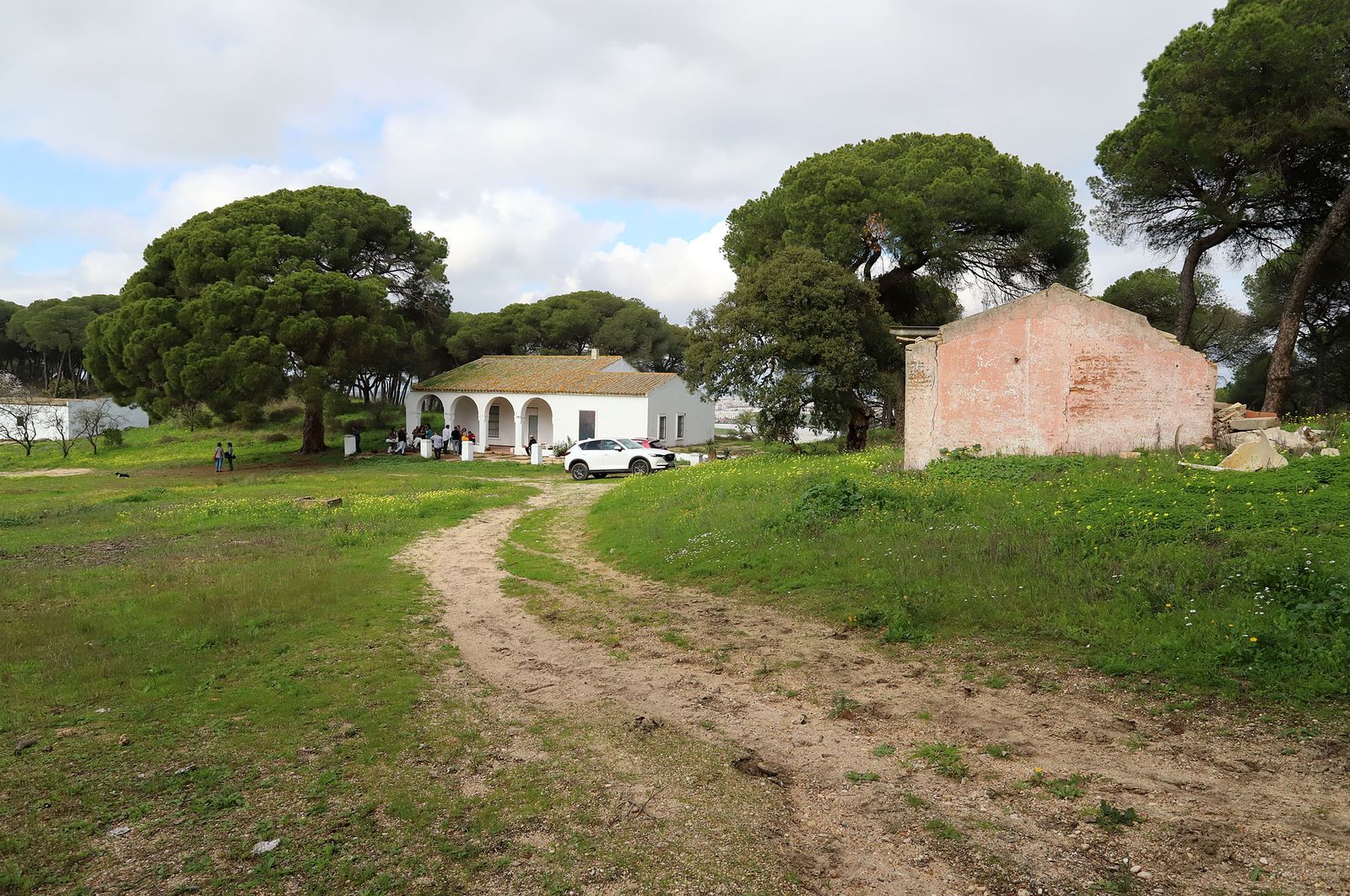 Imágenes de Fuentepiña, casa de Juan Ramón Jiménez en Moguer